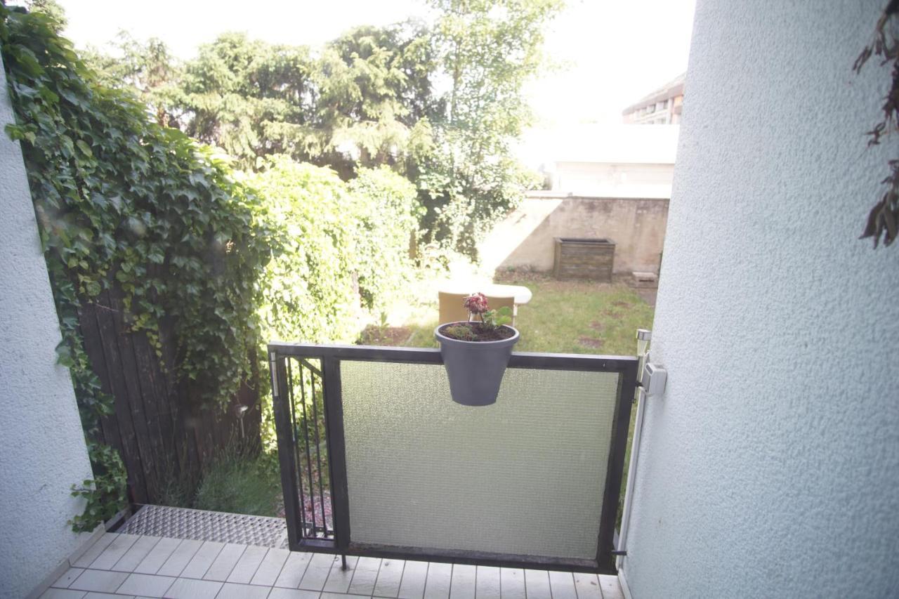 Ferienwohnung - Am Stadtgarten Saarlouis Exterior foto